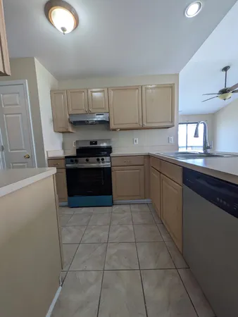 $1,650 | 30657 Hidden Pines Lane, Roseville, MI 48066