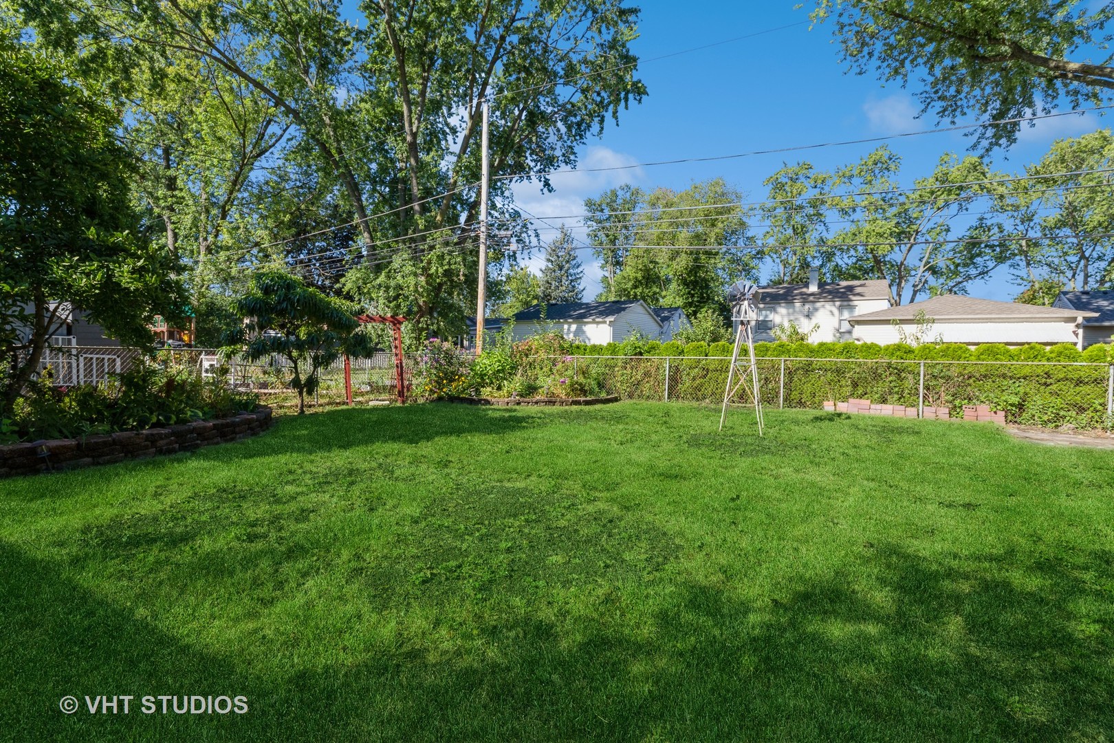 1040 South Wolf Road Des Plaines, IL 60016 - Photo 17 of 23 Gallery Image 17