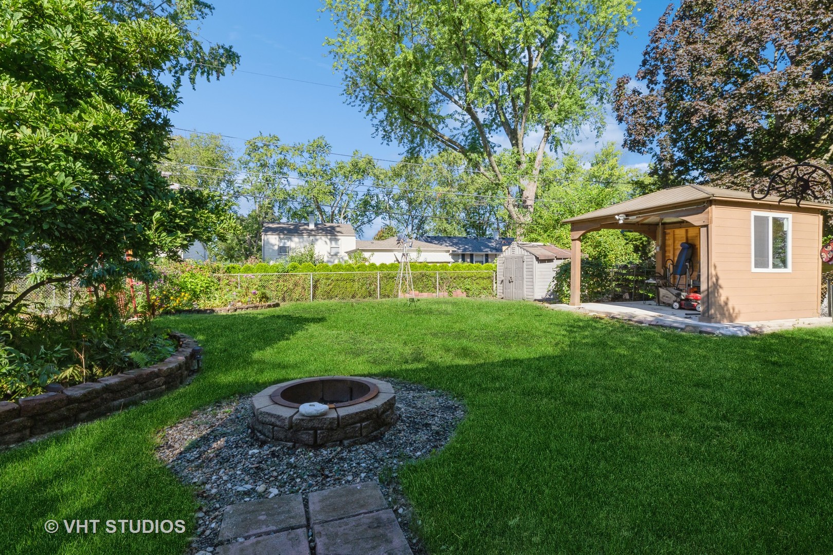 1040 South Wolf Road Des Plaines, IL 60016 - Photo 18 of 23 Gallery Image 18
