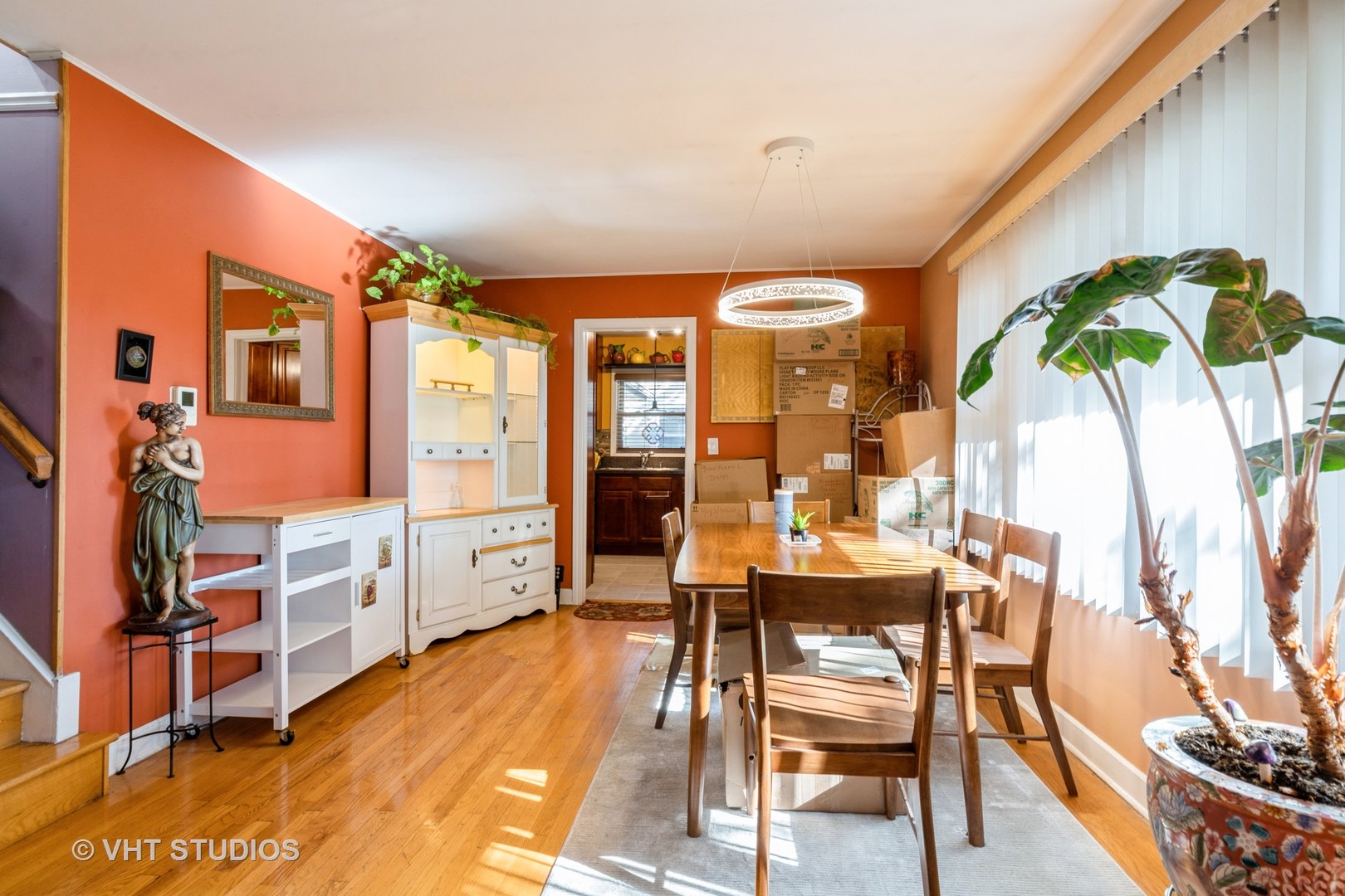 1040 South Wolf Road Des Plaines, IL 60016 - Photo 7 of 23 Gallery Image 7