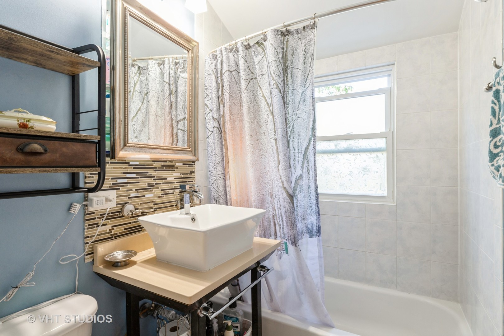 1040 South Wolf Road Des Plaines, IL 60016 - Photo 10 of 23 Gallery Image 10