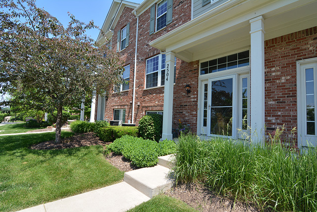 2504 Emily Lane Elgin, IL 60124 - Photo 2 of 24