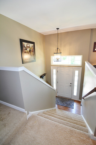 2504 Emily Lane Elgin, IL 60124 - Photo 3 of 24