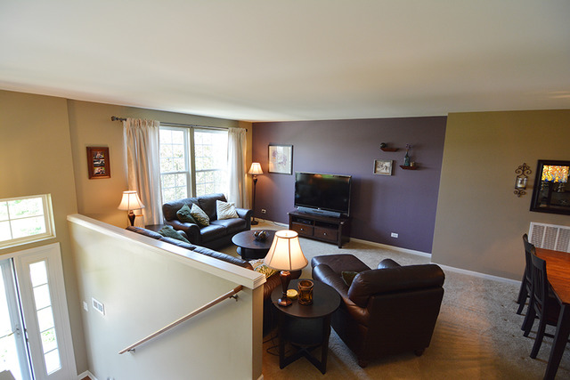 2504 Emily Lane Elgin, IL 60124 - Photo 4 of 24