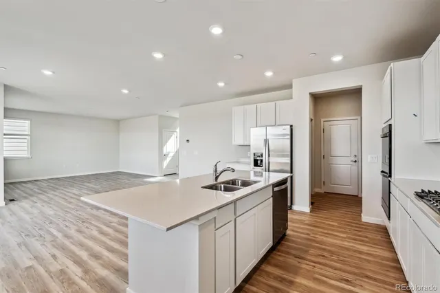 $809,990 | 1422 Loraine Circle South, Erie, CO 80026