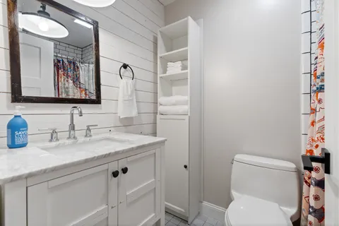 $649,900 | 1050 West Webster Avenue, Unit 1E, Chicago, IL 60614