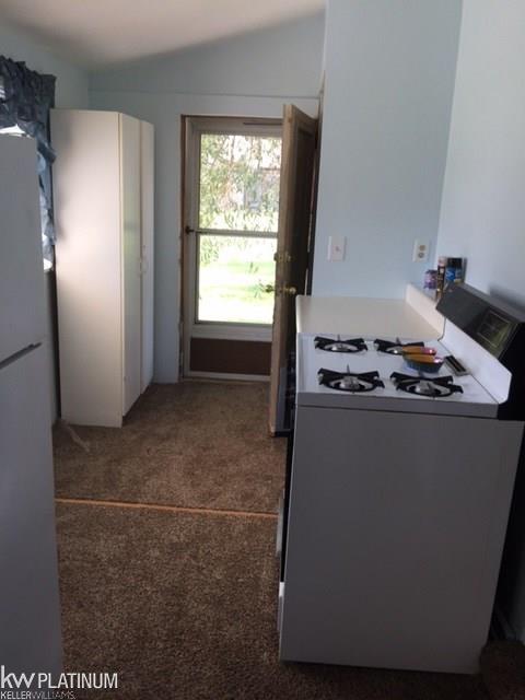 7275 Aspen Road Lexington, MI 48450 - Photo 8 of 15 50016709-7.JPG