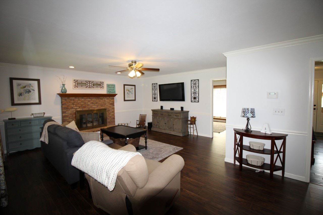 8344 Sharon Road Newburgh, IN 47630 - Photo 6 of 19 Gallery Image 6
