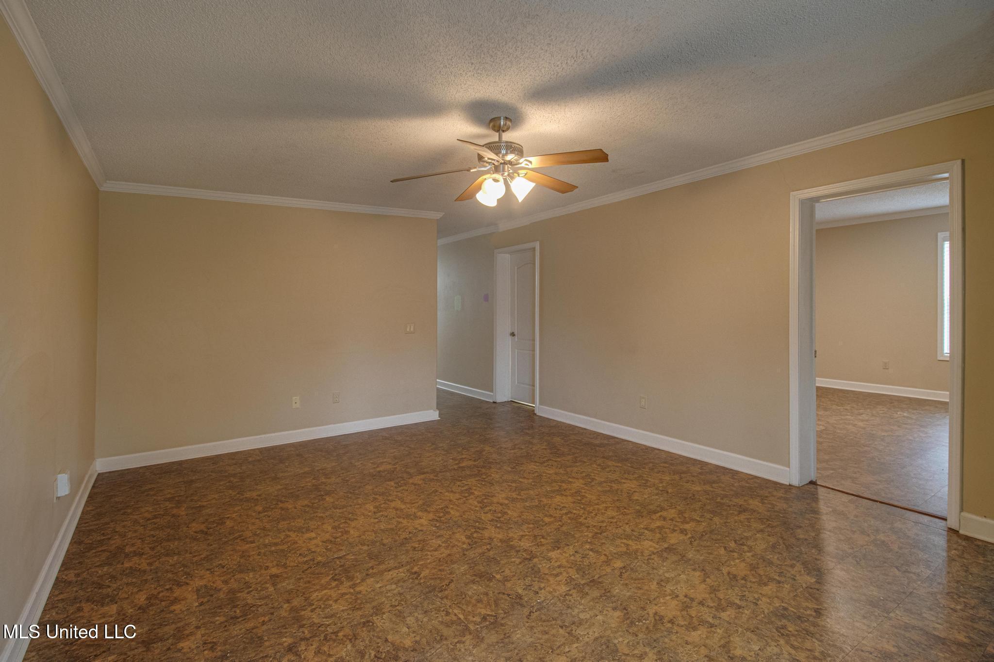 19254 North Clairmonte Street Saucier, MS 39574 - Photo 3 of 18 24s-4