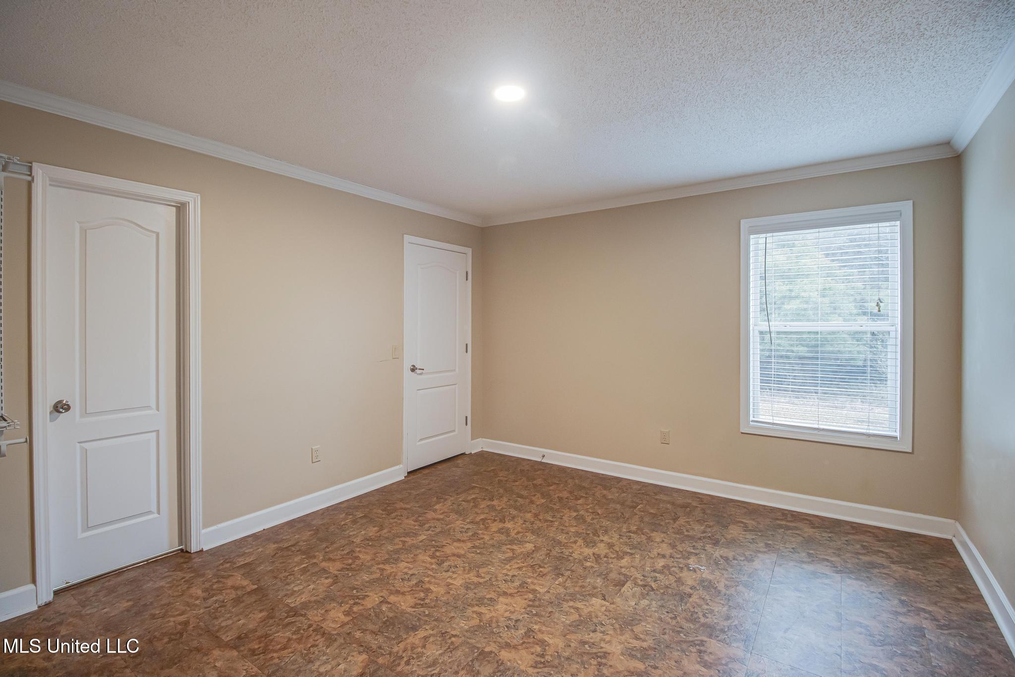 19254 North Clairmonte Street Saucier, MS 39574 - Photo 6 of 18 24s-7