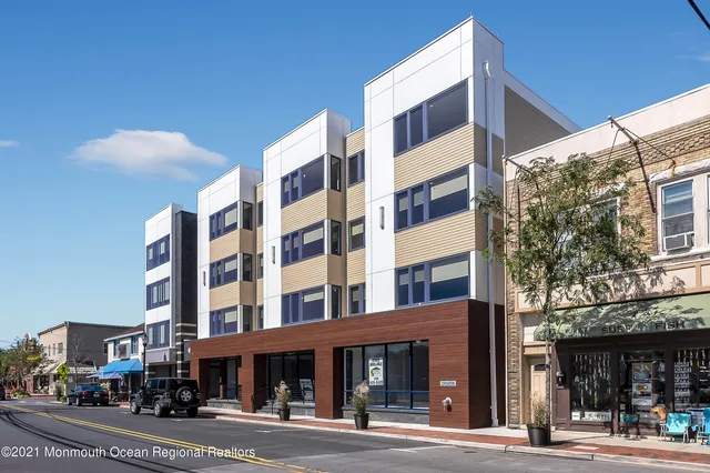 $2,900 | 131 Brighton Avenue, Unit 406, Long Branch, NJ 07740