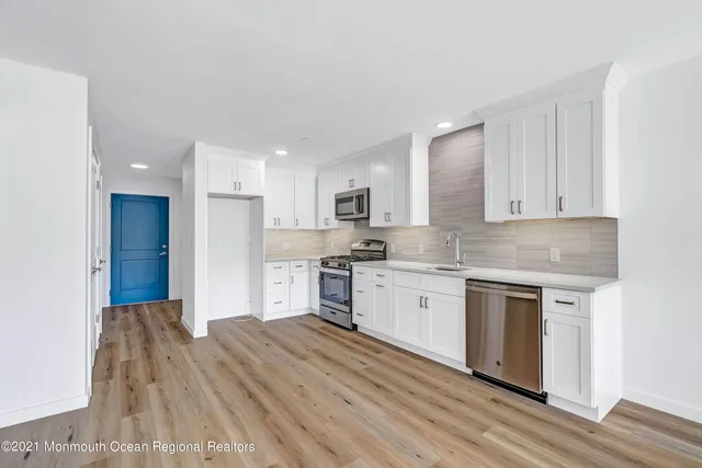 $2,900 | 131 Brighton Avenue, Unit 406, Long Branch, NJ 07740