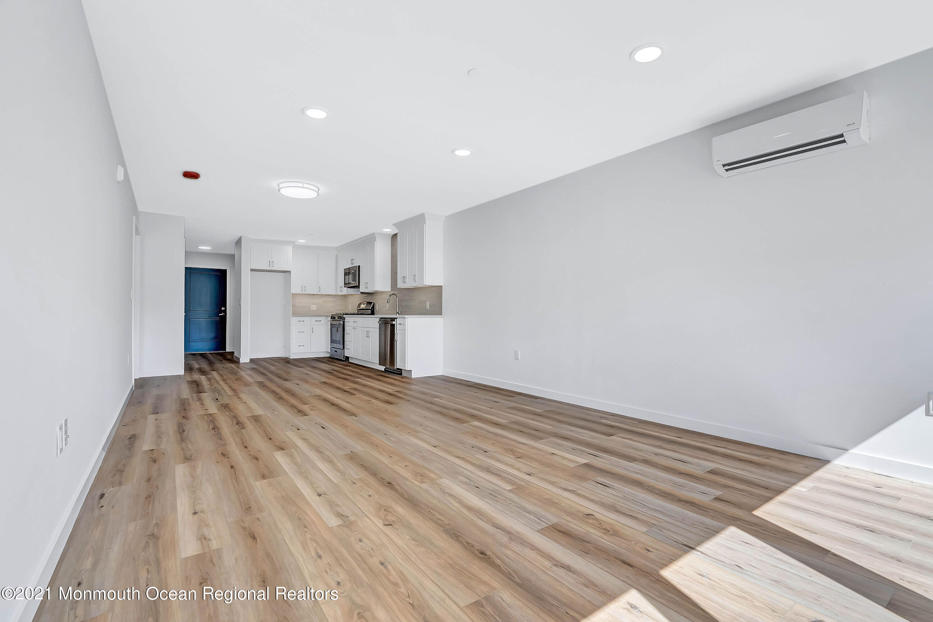 131 Brighton Avenue, Unit 406 Long Branch, NJ 07740 - Photo 38 of 48 MJB06376