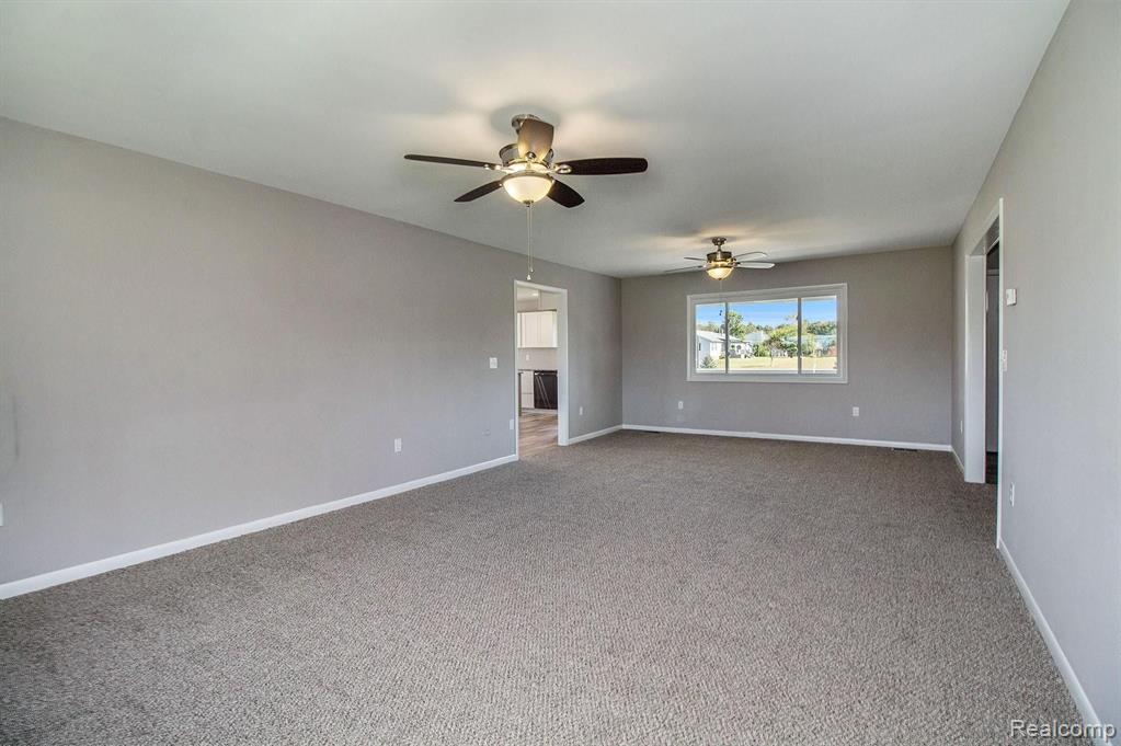 9230 Farley Road Pinckney, MI 48169 - Photo 13 of 25