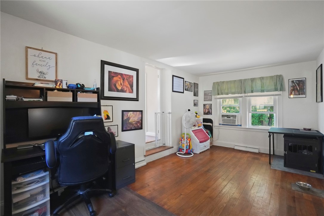 18 Lemis Street Coventry, RI 02816 - Photo 3 of 31 Gallery Image 3