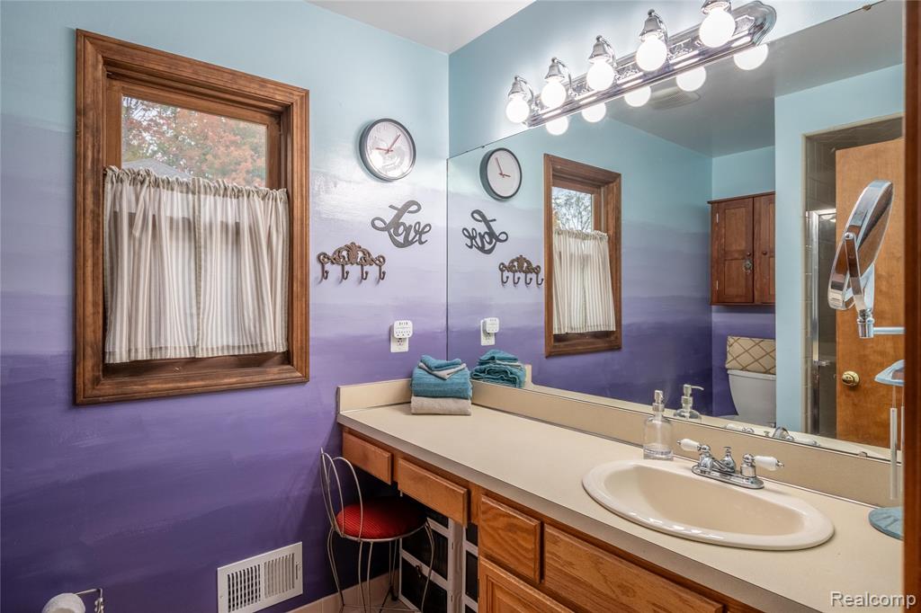 1455 Orion Road Lake Orion, MI 48362 - Photo 28 of 53 Gallery Image 28