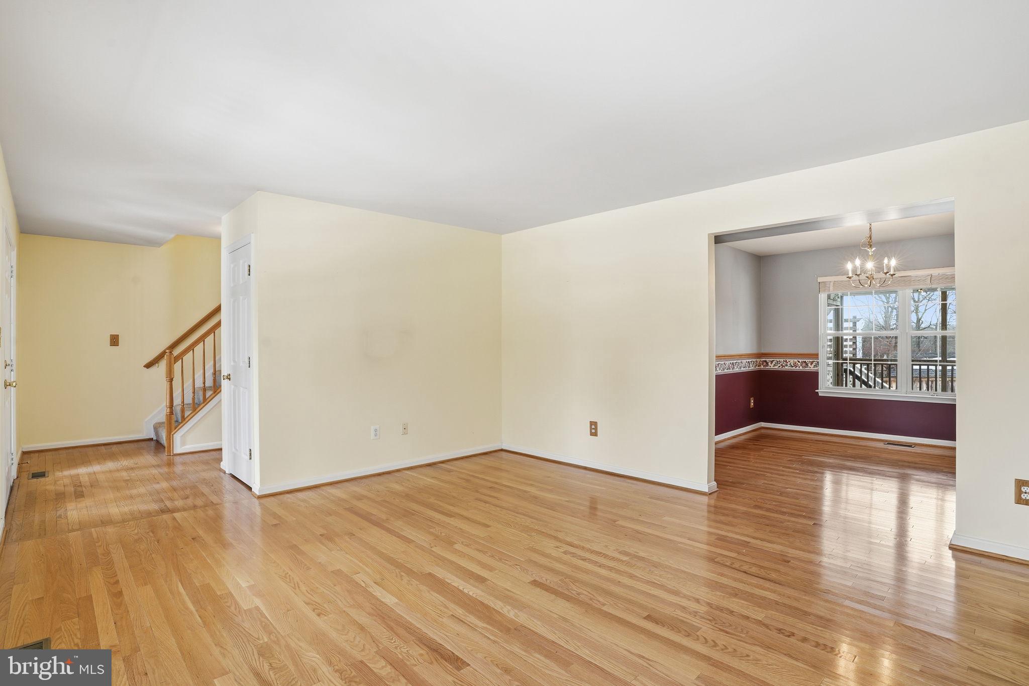 562 Whitney Road Severna Park, MD 21146 - Photo 4 of 20 Living Room