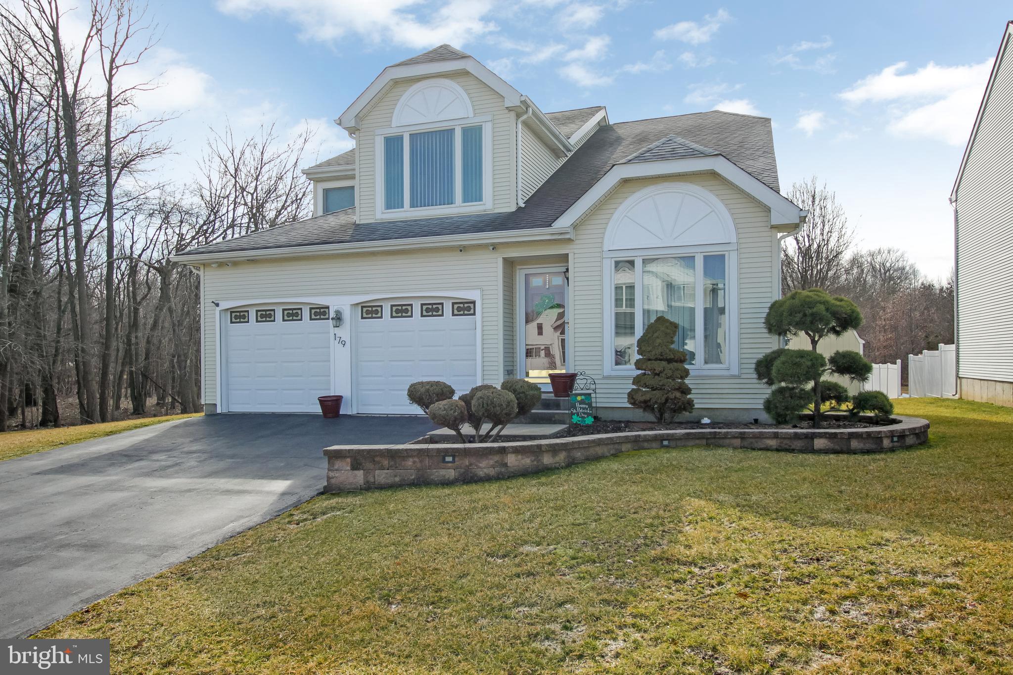 179 Ridgewood Way Burlington, NJ 08016 - Photo 2 of 42 Exterior Front