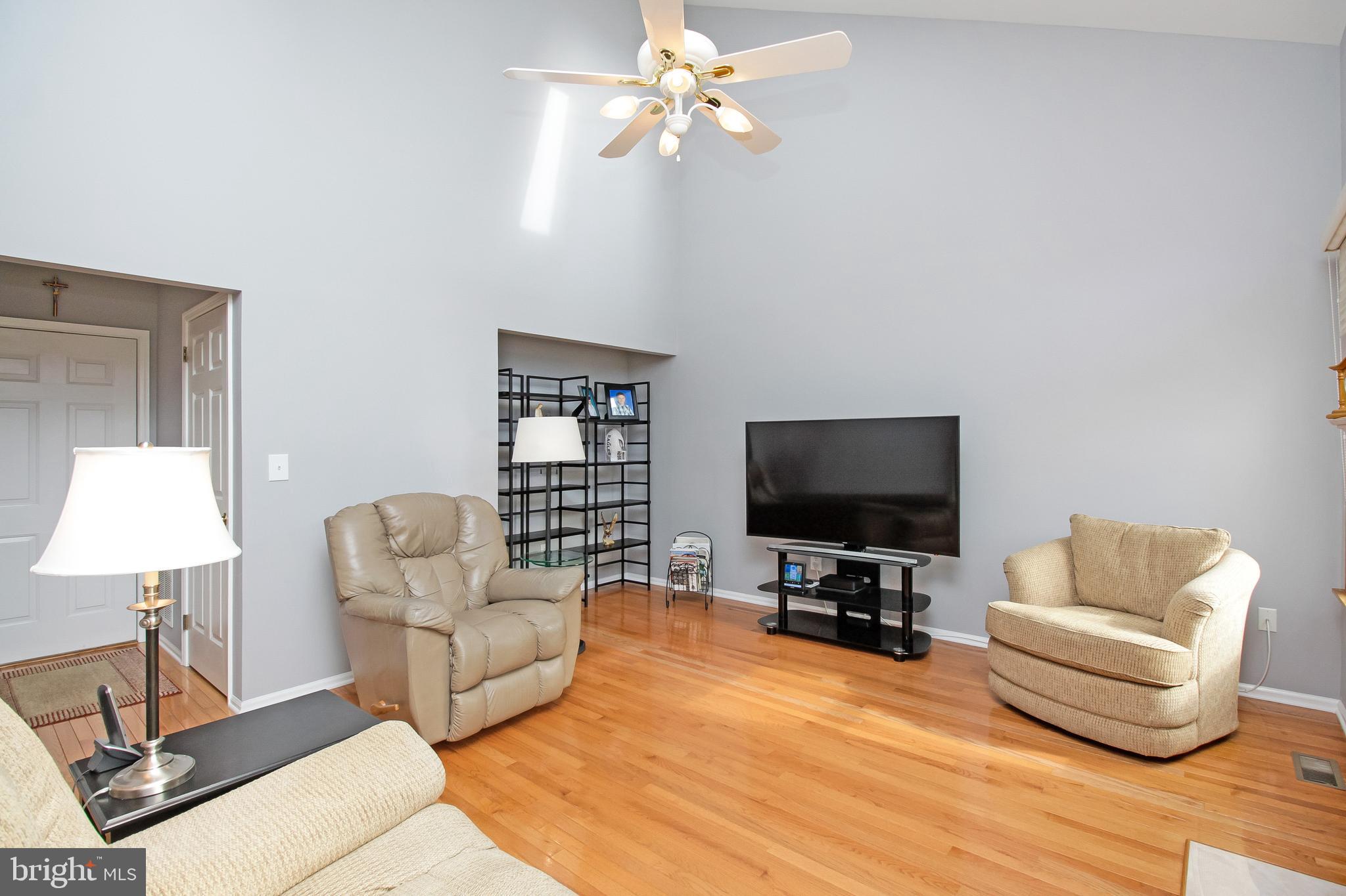 179 Ridgewood Way Burlington, NJ 08016 - Photo 16 of 42 Family Room