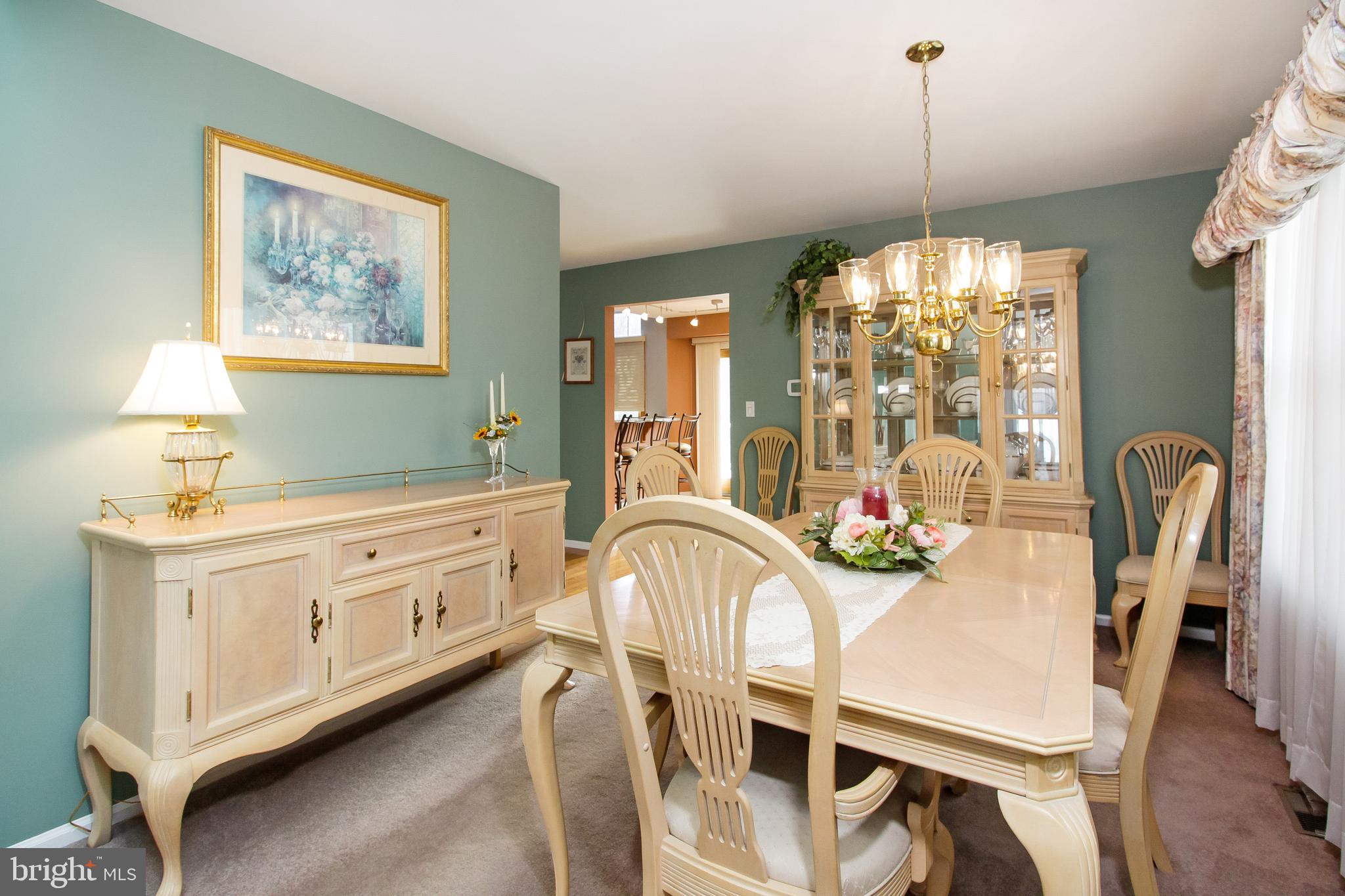 179 Ridgewood Way Burlington, NJ 08016 - Photo 8 of 42 Dining Room