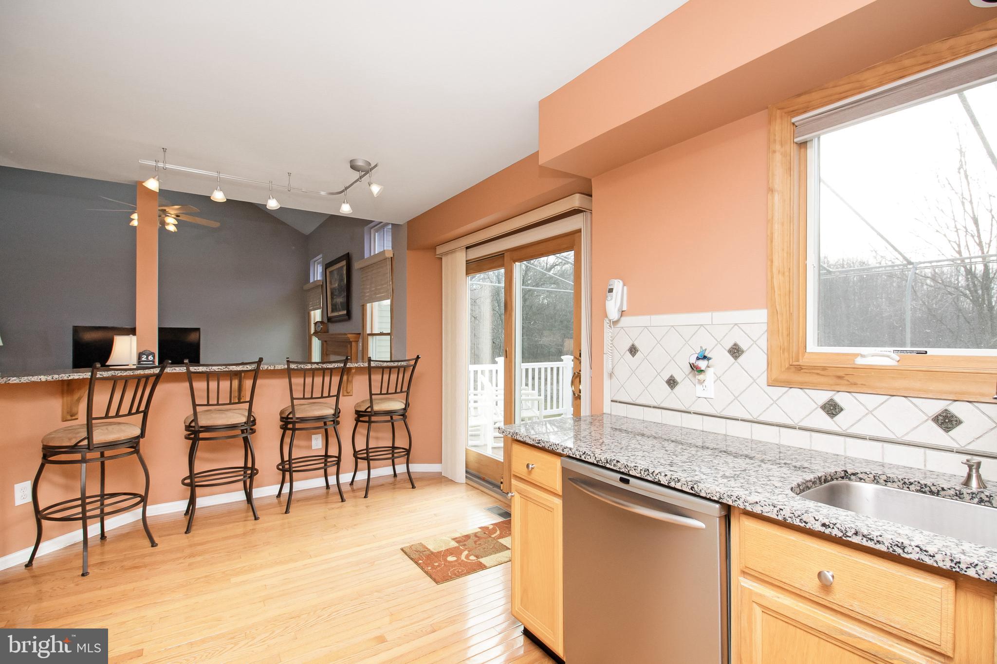 179 Ridgewood Way Burlington, NJ 08016 - Photo 10 of 42 Eat-In Kitchen