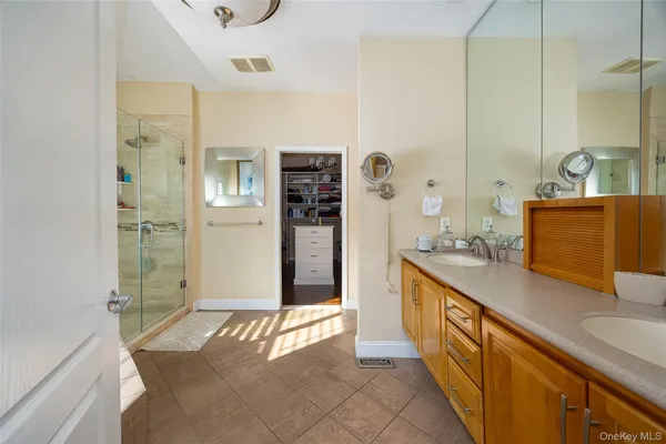 $995,000 | 59 Wintergreen Place, Hopewell Junction, NY 12533