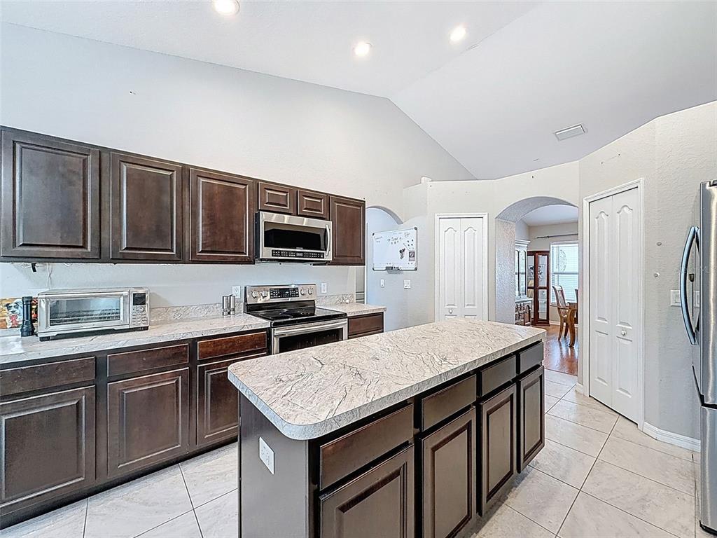 13046 Kildeer Road Weeki Wachee, FL 34614 - Photo 10 of 59