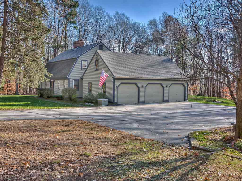 10 Tinker Road Bedford, NH 03110 - Photo 1 of 38 Gallery Image 1