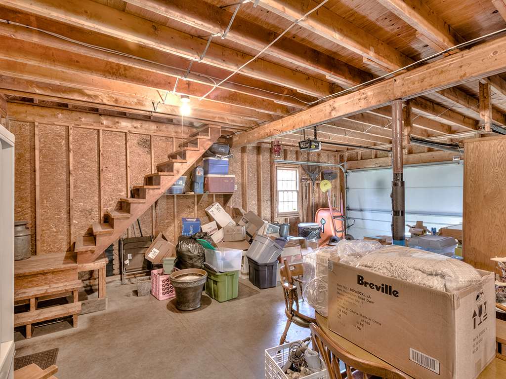 10 Tinker Road Bedford, NH 03110 - Photo 26 of 38 Gallery Image 26
