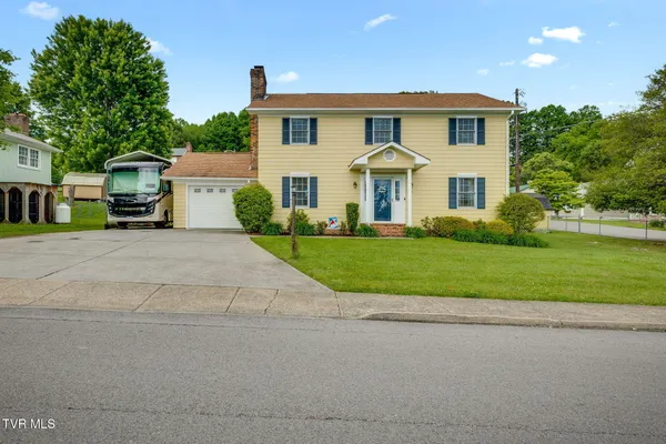 $365,000 | 302 Masonic Street Southeast, Wise, VA 24293