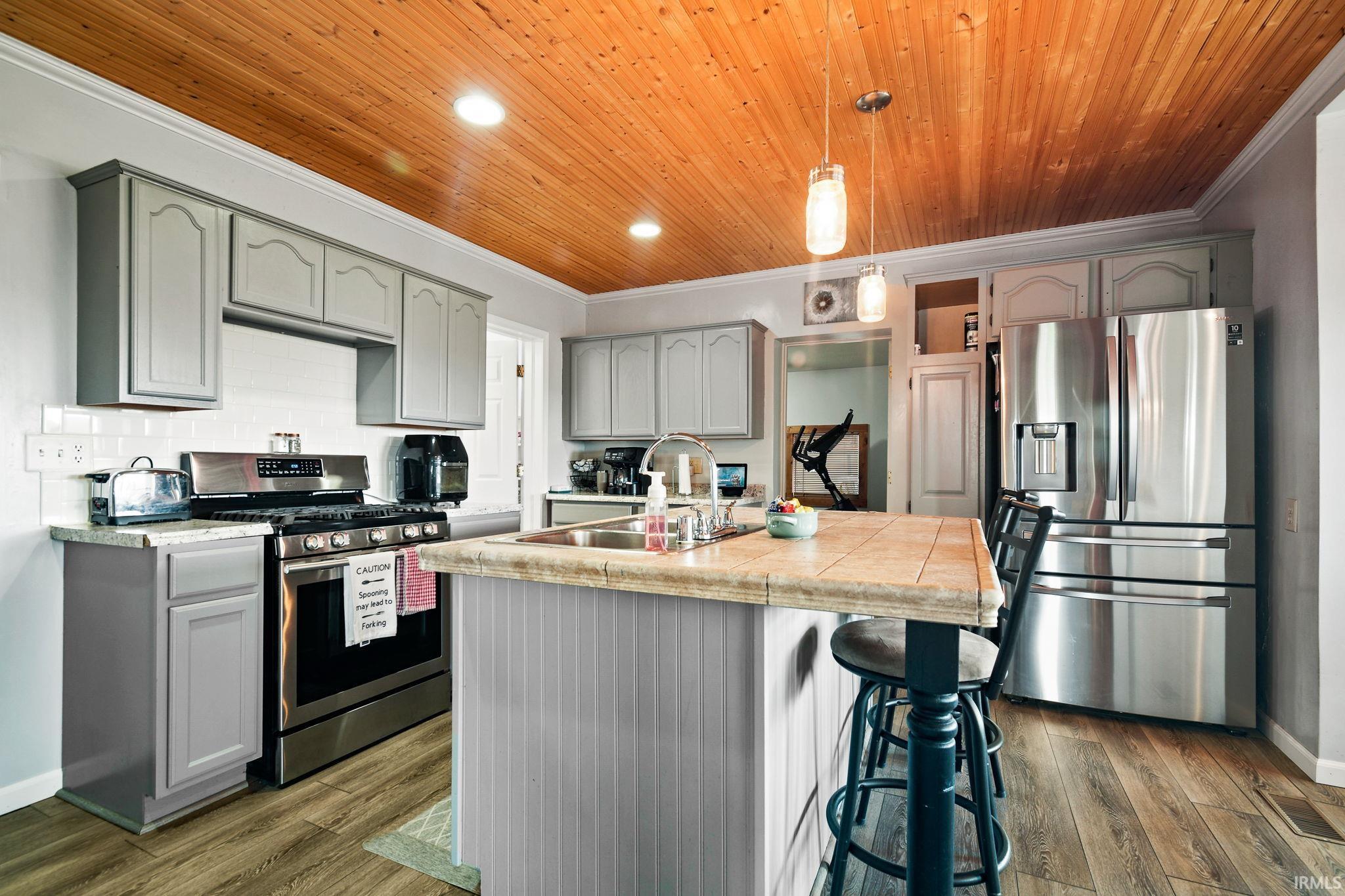 6018 Hamilton Road Yoder, IN 46798 - Photo 12 of 36