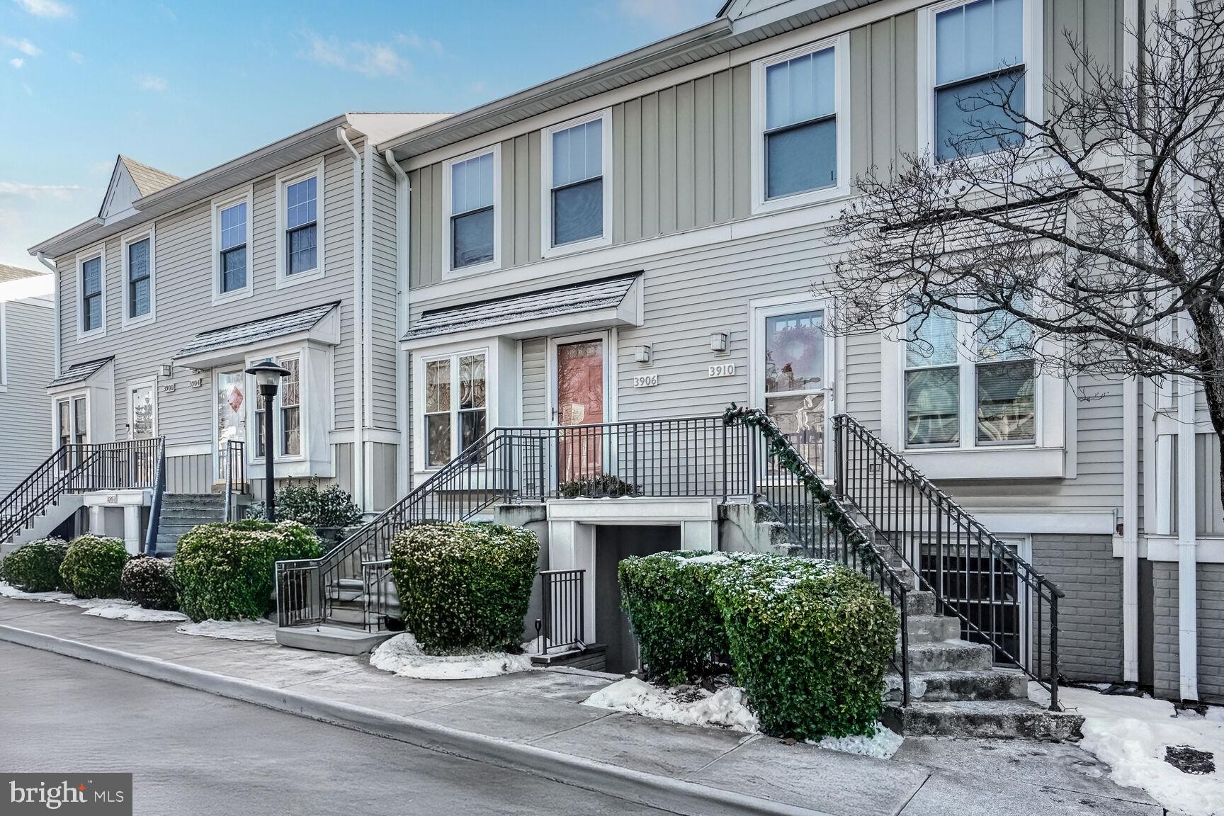 3908 9th Road South, Unit 3908 Arlington, VA 22204 - Photo 1 of 4 Gallery Image 1