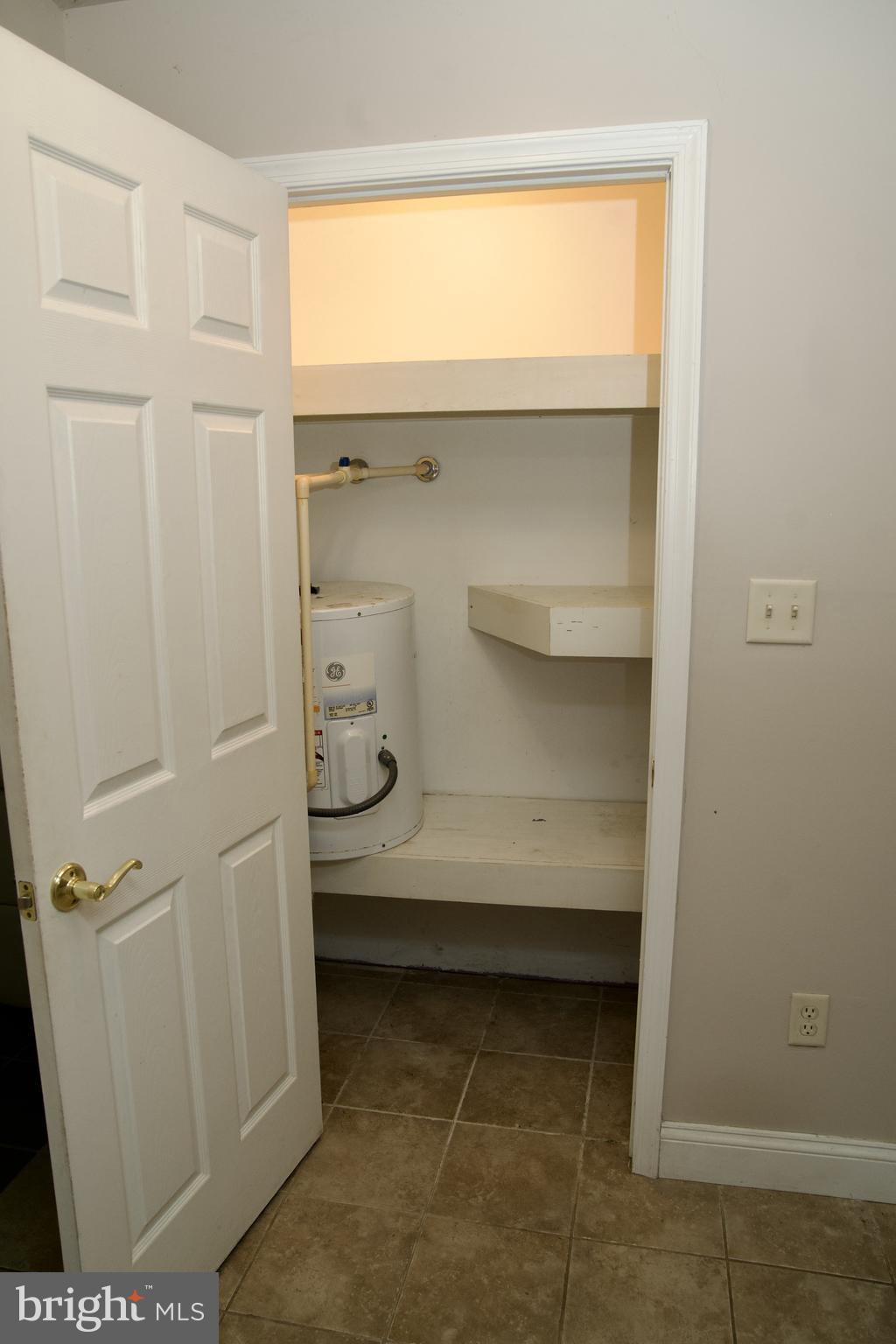31867 Shavox Road Salisbury, MD 21804 - Photo 51 of 64 a view of an empty room and a window
