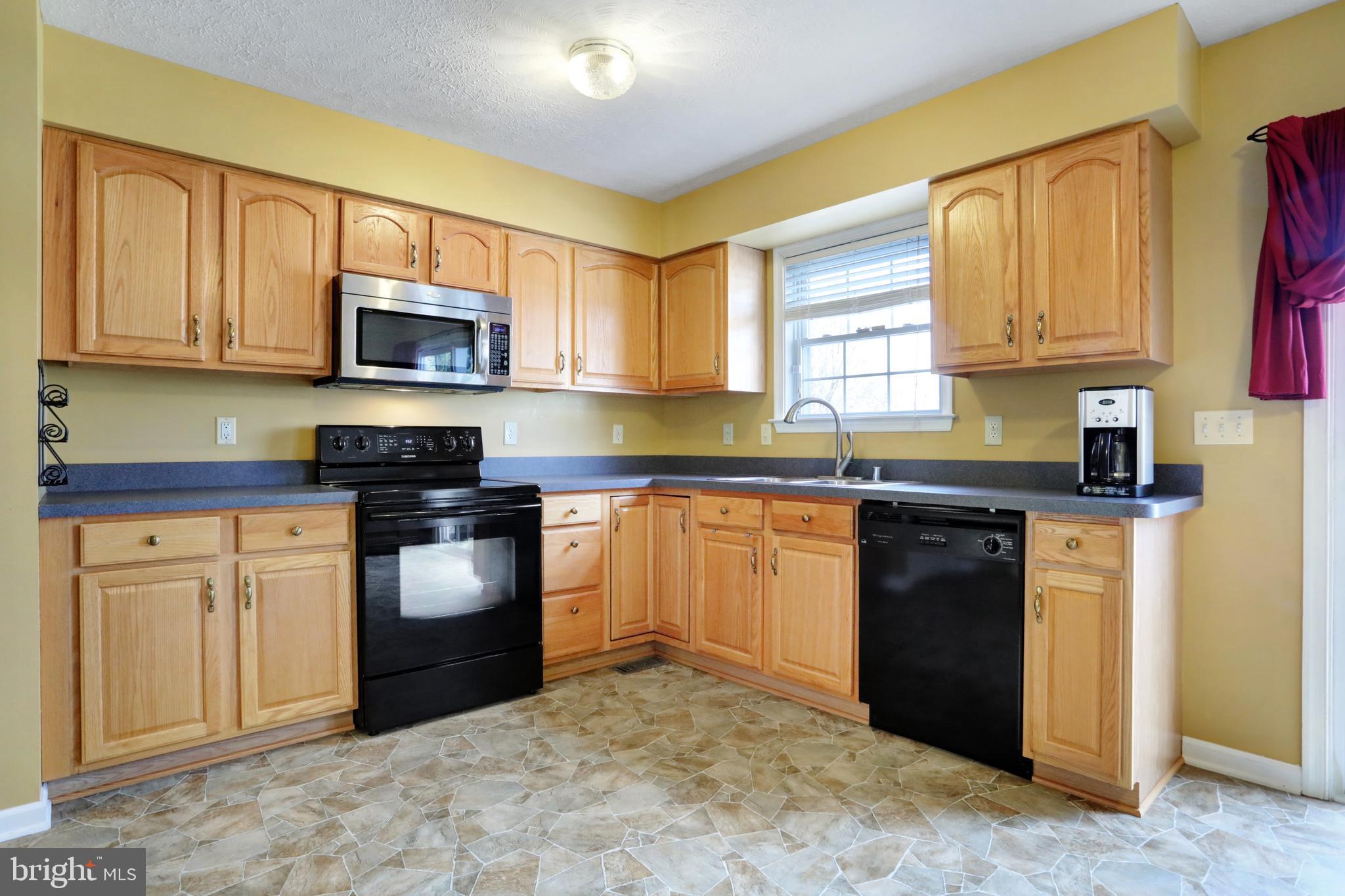 43 Pointer Way Inwood, WV 25428 - Photo 11 of 41 Gallery Image 11
