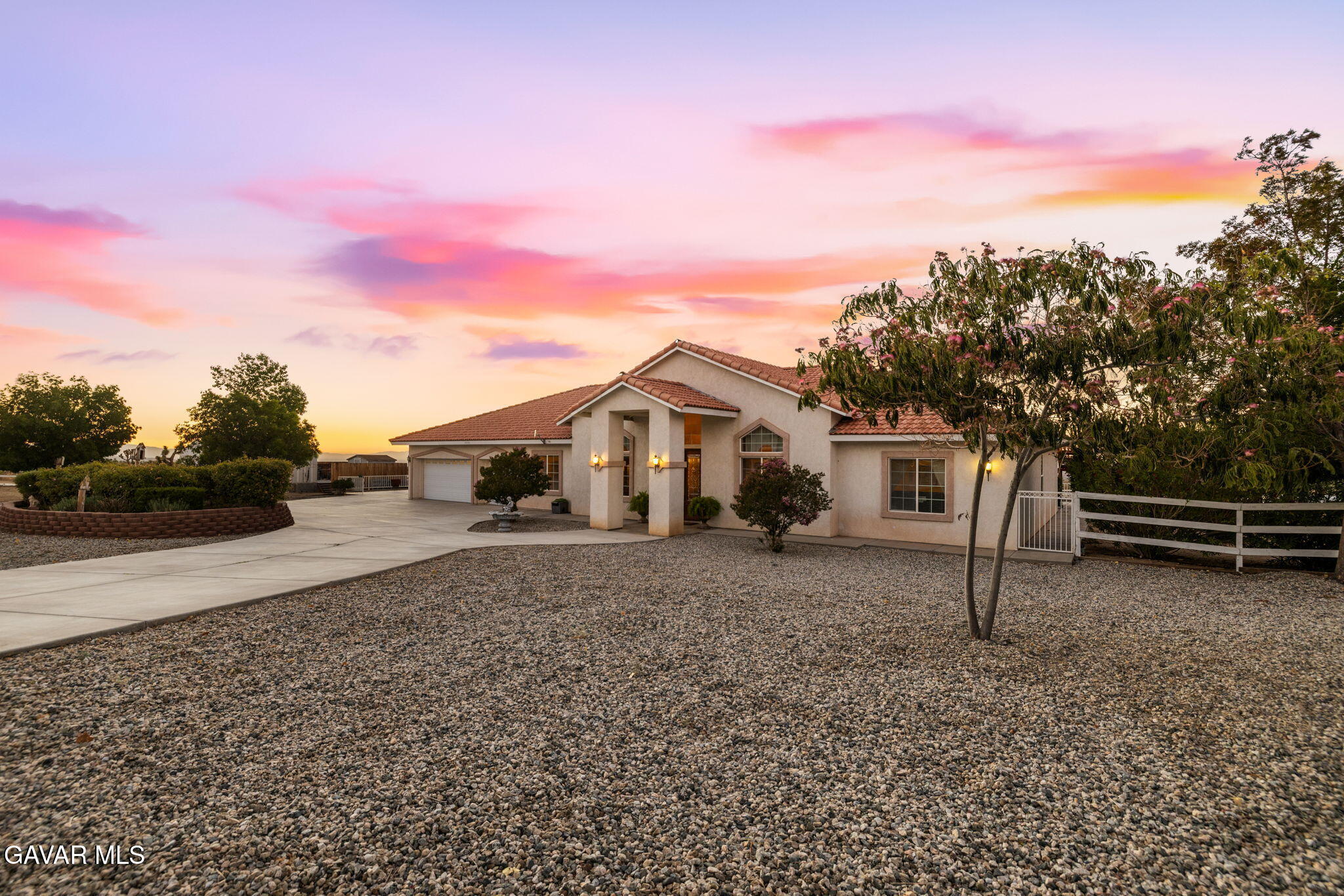 17173 Fort Tejon Road Llano, CA 93544 - Photo 26 of 47 2-web-or-mls-DSBB2669