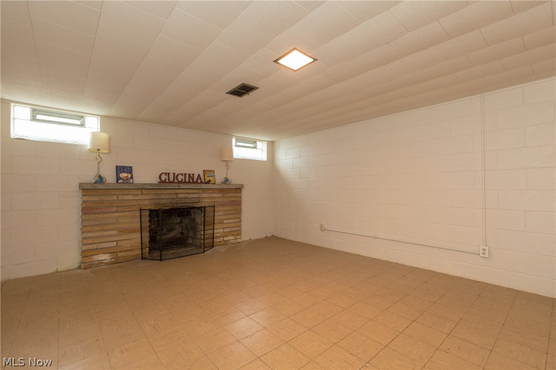 1879 Brainard Road Lyndhurst, OH 44124 - Photo 27 of 29