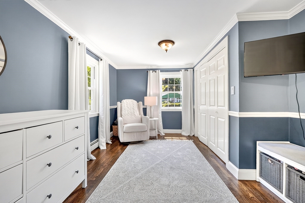 26 Brooksbie Road Bedford, MA 01730 - Photo 15 of 38