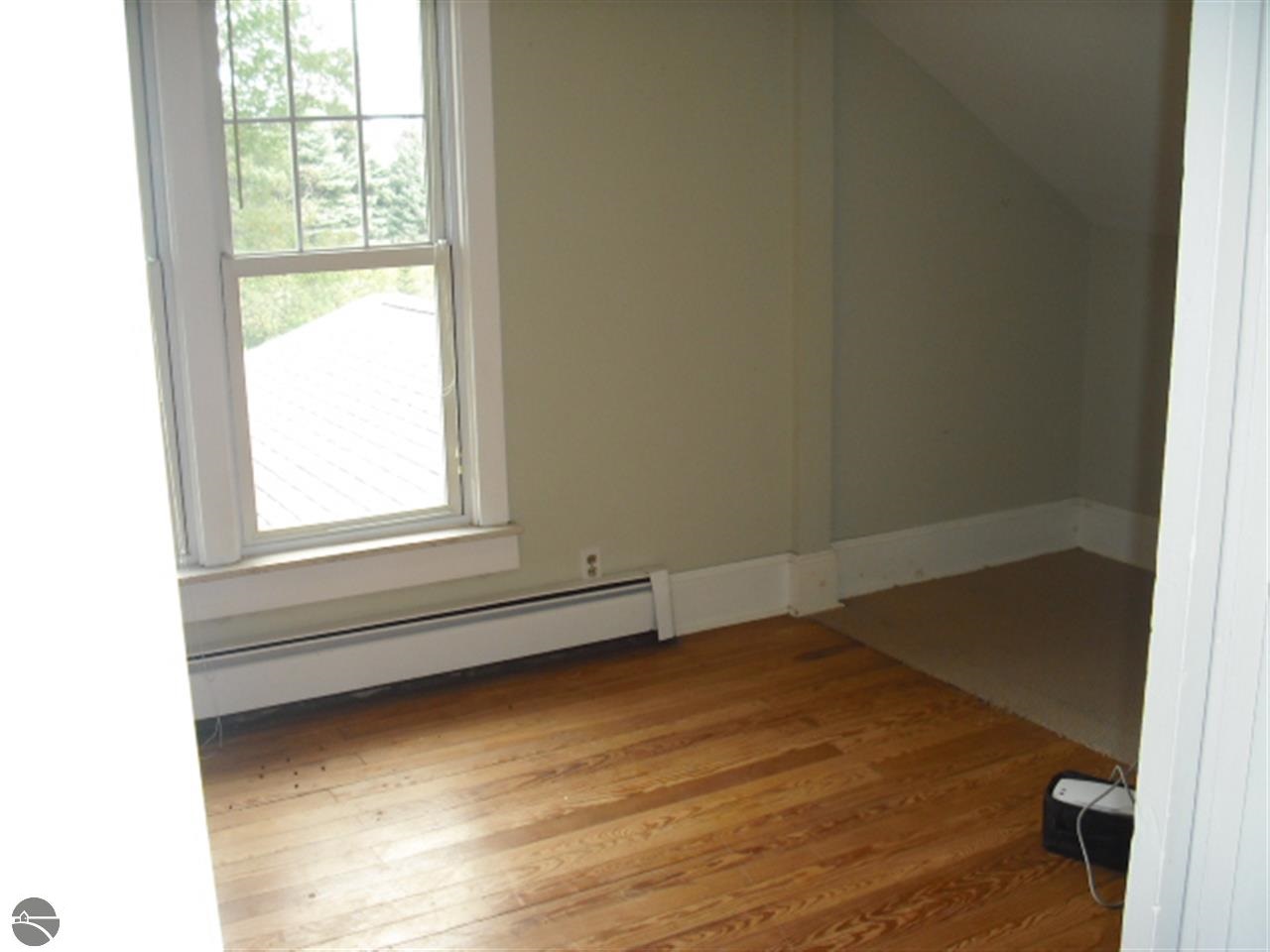6157 Secor Road Traverse City, MI 49685 - Photo 18 of 24 1776104-23.JPG