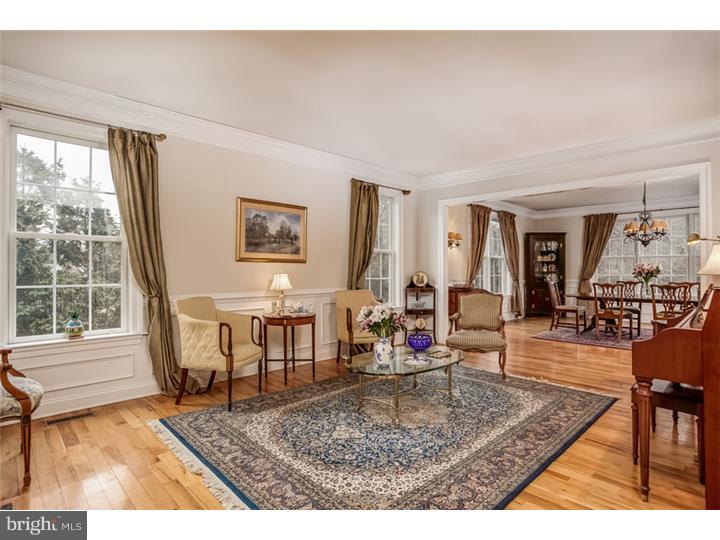 408 Conestoga Road Wayne, PA 19087 - Photo 5 of 25 Living Room