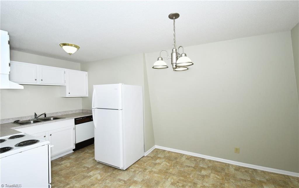 3812 Country Club Road, Unit I Winston-Salem, NC 27104 - Photo 5 of 16