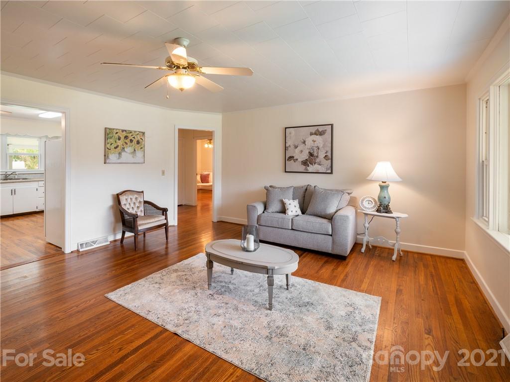 213 Mill Spring Road Burnsville, NC 28714 - Photo 11 of 36 Gallery Image 11