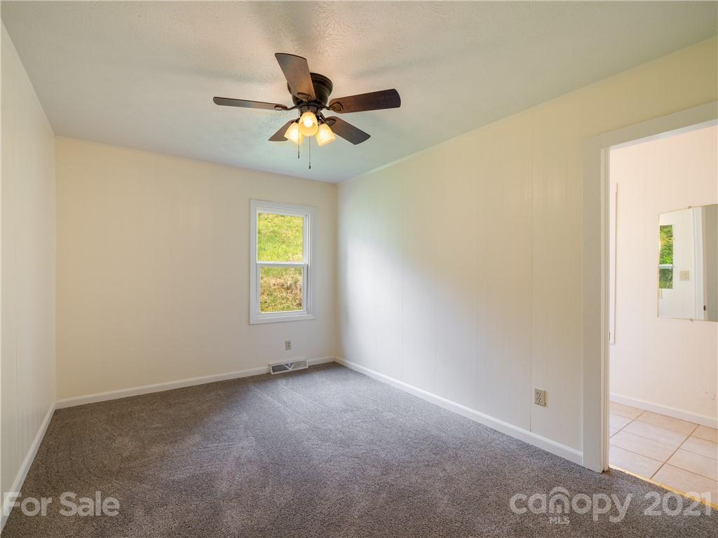213 Mill Spring Road Burnsville, NC 28714 - Photo 23 of 36 Gallery Image 23