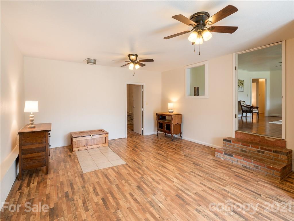 213 Mill Spring Road Burnsville, NC 28714 - Photo 28 of 36 Gallery Image 28