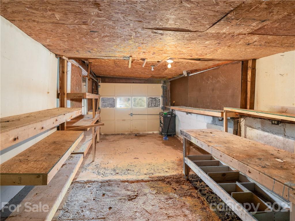 213 Mill Spring Road Burnsville, NC 28714 - Photo 32 of 36 Gallery Image 32