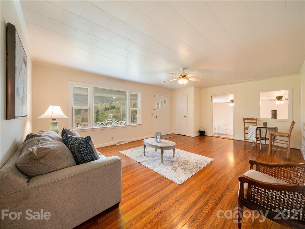 213 Mill Spring Road Burnsville, NC 28714 - Photo 8 of 36 Gallery Image 8