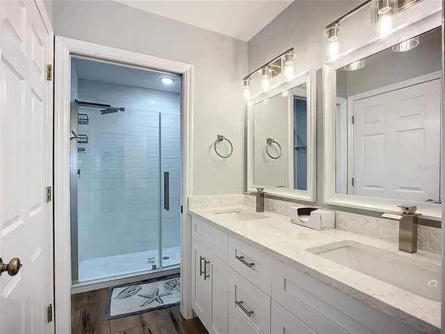 $4,300,000 | 2424 Bay Drive, Unit 2424/2426, Bradenton, FL 34207