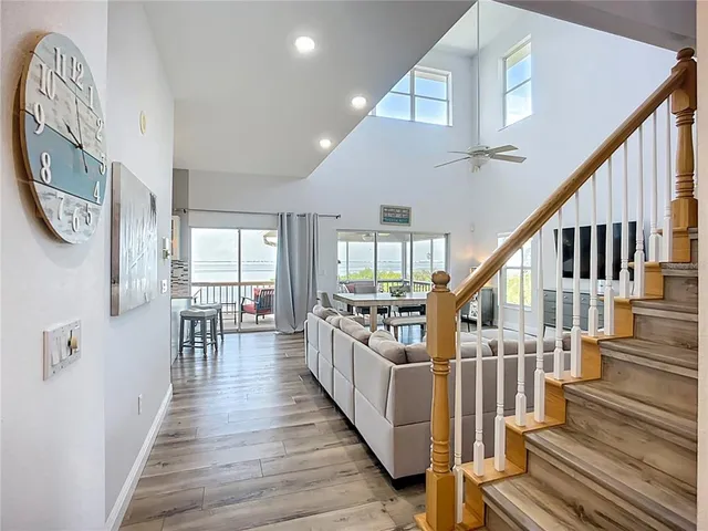 $4,300,000 | 2424 Bay Drive, Unit 2424/2426, Bradenton, FL 34207