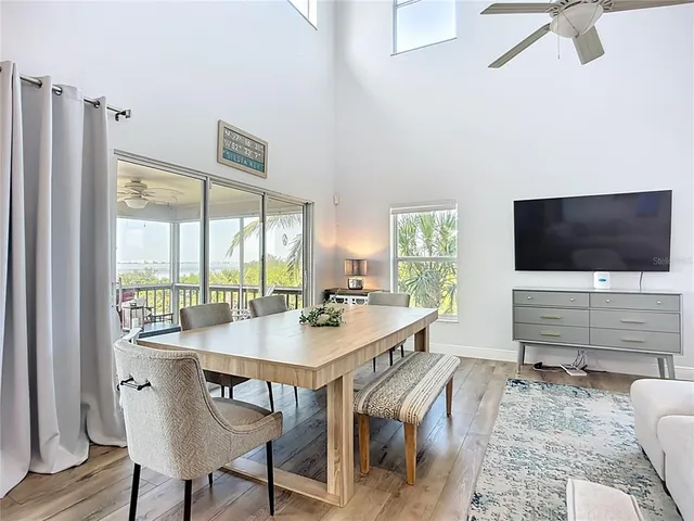 $4,300,000 | 2424 Bay Drive, Unit 2424/2426, Bradenton, FL 34207