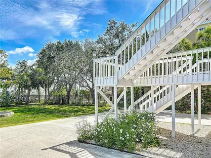$4,300,000 | 2424 Bay Drive, Unit 2424/2426, Bradenton, FL 34207