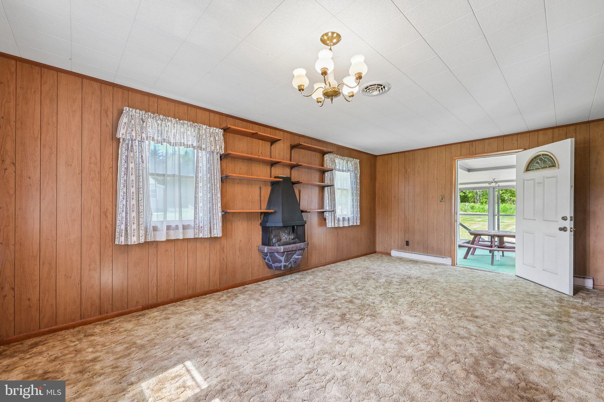 297 Harrisonville Lake Road Pilesgrove, NJ 08098 - Photo 8 of 25